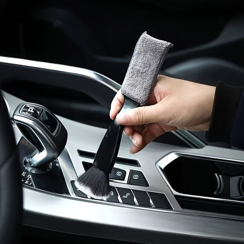 Soft-Bristle Interior Detailing Brush