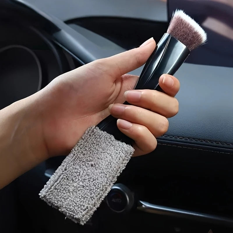 Soft-Bristle Interior Detailing Brush